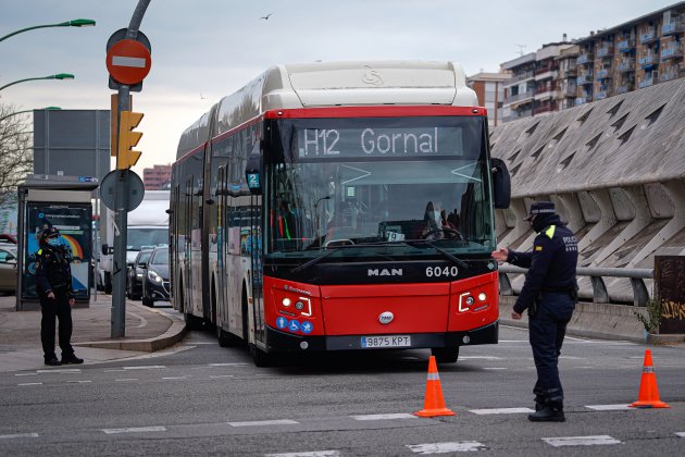 Nuevo túnel de laso Glorias, atasco, entrada Barcelona, tráfico, tránsito, caravana, Gran vía de las cortes catalanas, autobús - Pau de la Calle