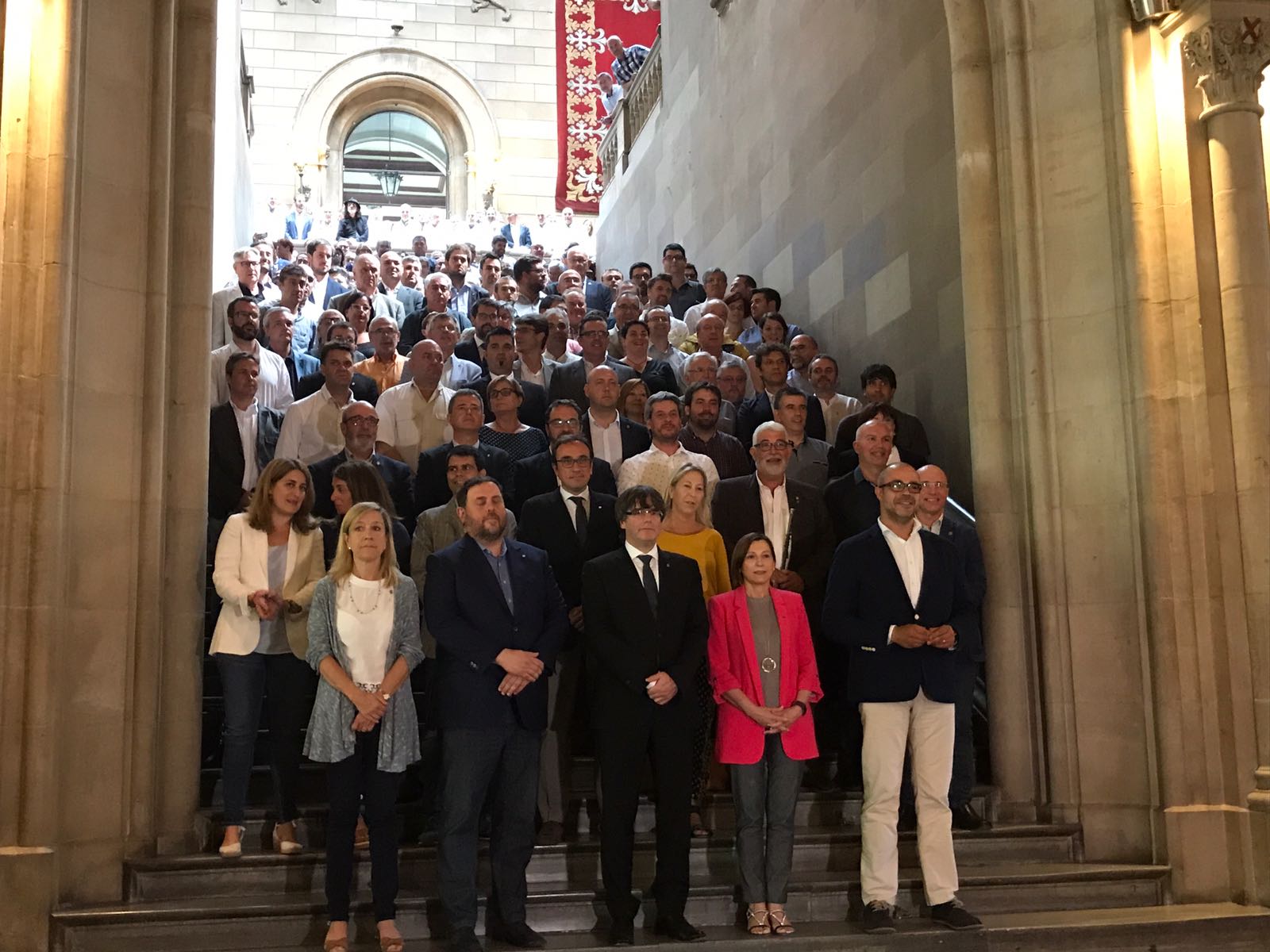 La Fiscalía cita a declarar a los alcaldes de Girona, Mollerussa y Cervera