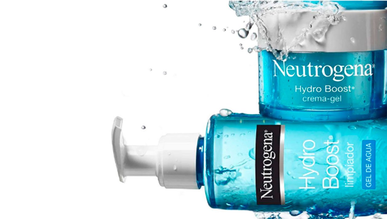 El limpiador facial de Neutrogena más vendido en Amazon tiene ácido hialurónico