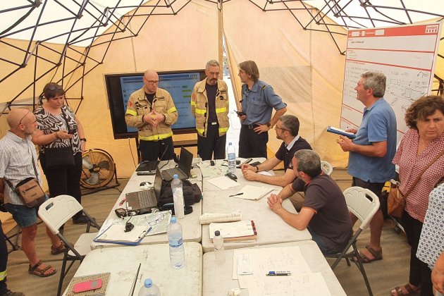 Delegacio Govern Lleida Bombers Incendi Forestal Baldomar