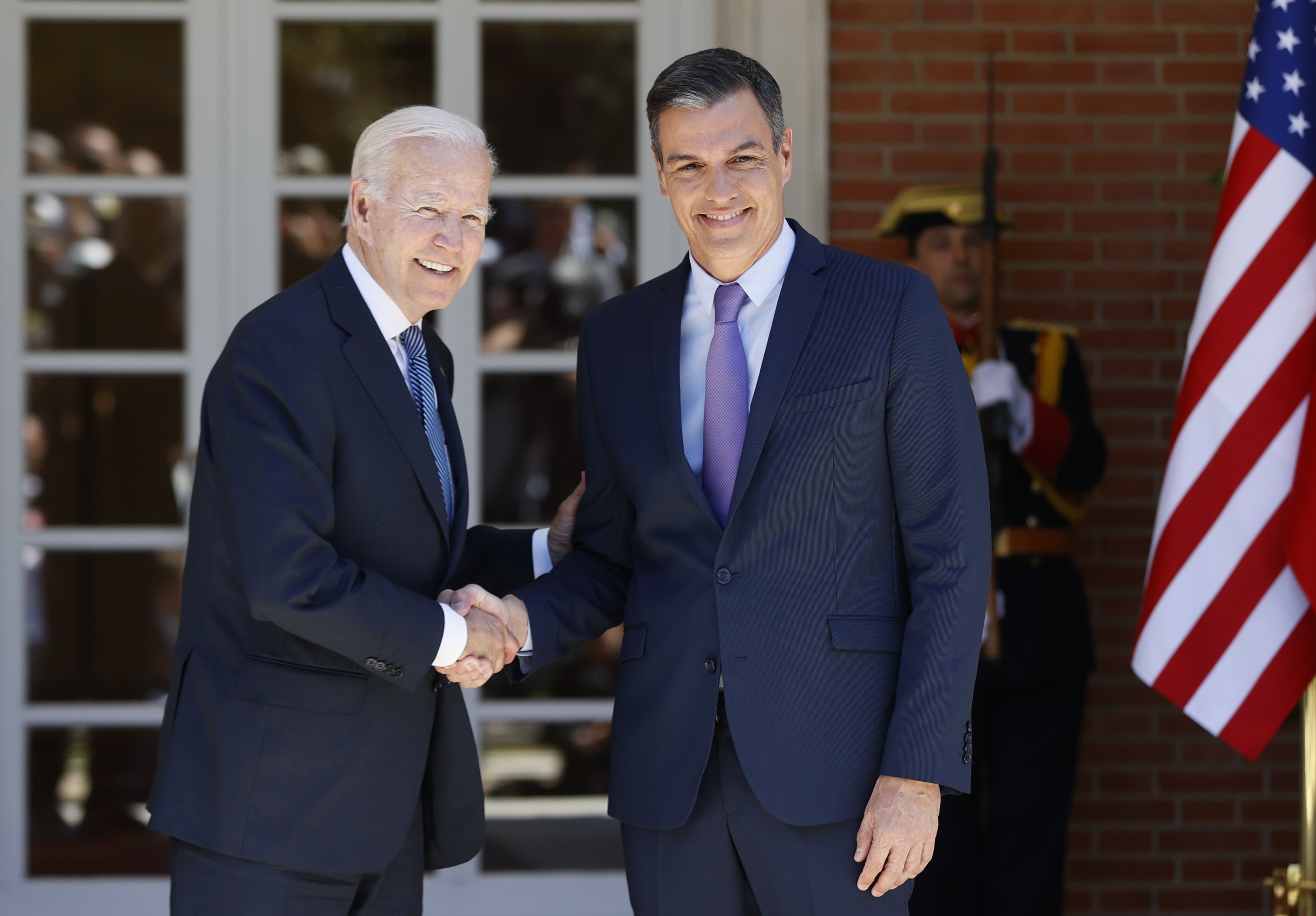 L'últim gest de Joe Biden en política internacional que posa Pedro Sánchez en un compromís