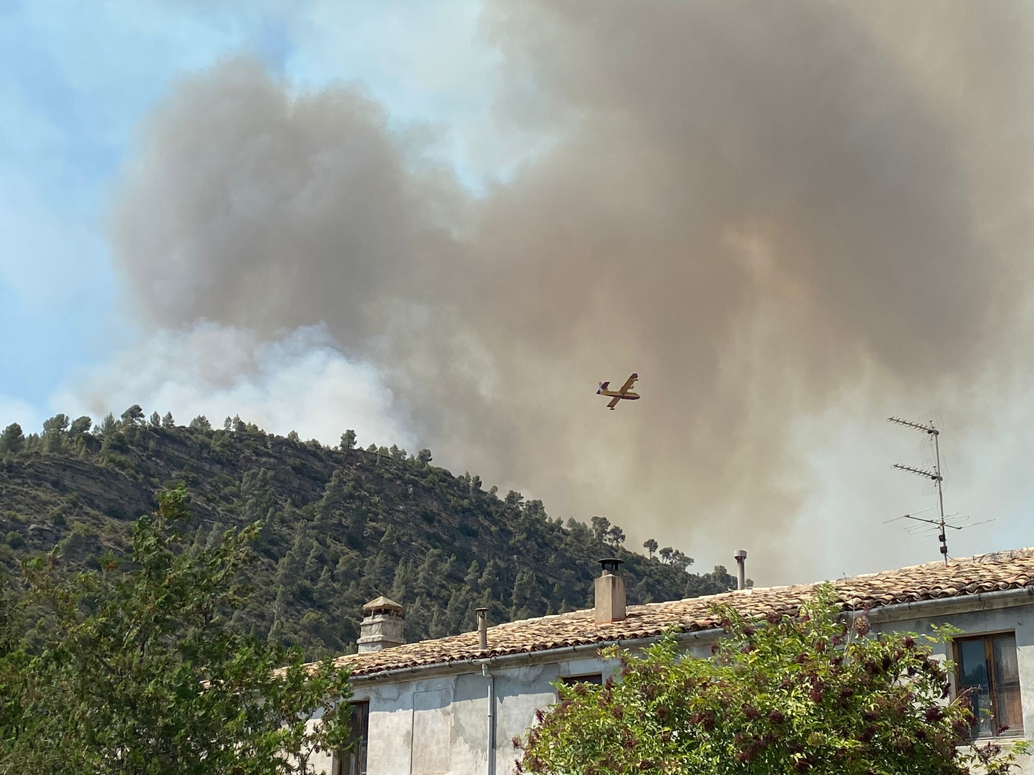 Nuevo incendio Pont Vilomara suelto ejercido / Guillem RS