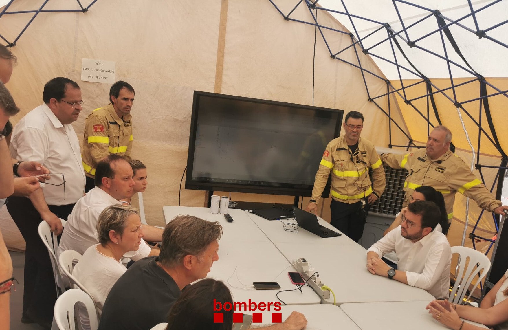 Reunio Bomberos Pere Aragones Joan Ignasi Elena incendio Pont Vilomara / Bomberos