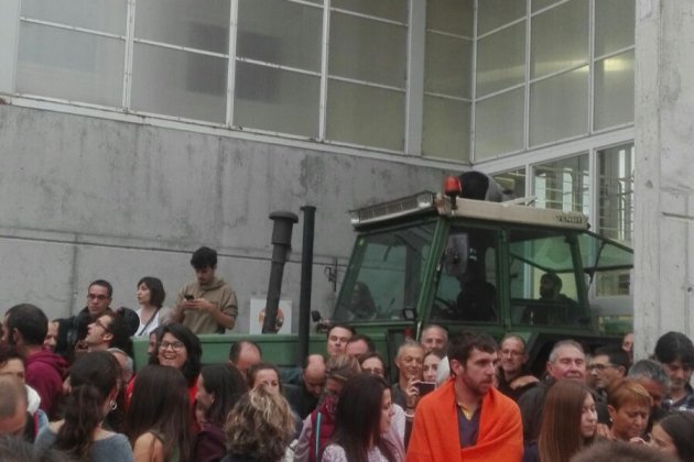 El tractor protector de Sant Julià de Ramis Jordi Galves