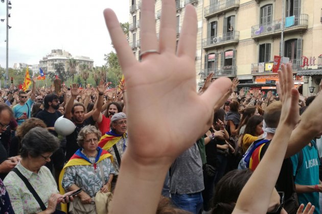 Manifestación silenciosa universitarios / Marc Bleda