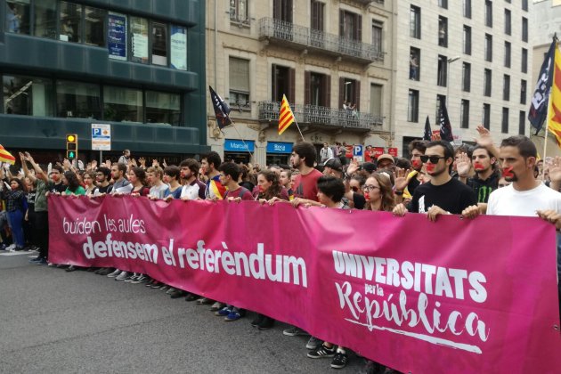 Manifestació universitari centre Barcelona / Marc Bleda