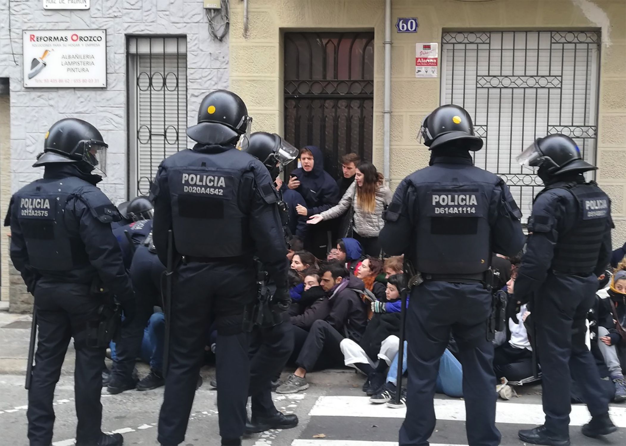 Els jutges de Barcelona eviten posar terminis al desallotjament exprés sense aval judicial