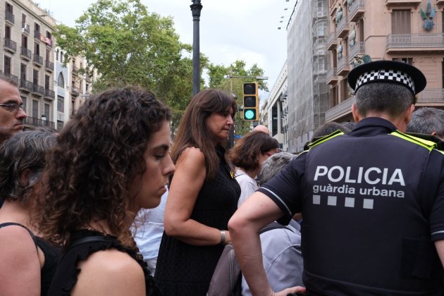 atemptat barcelona 17A homenatge ofrena floral Laura Borràs Carlos Baglietto (14)