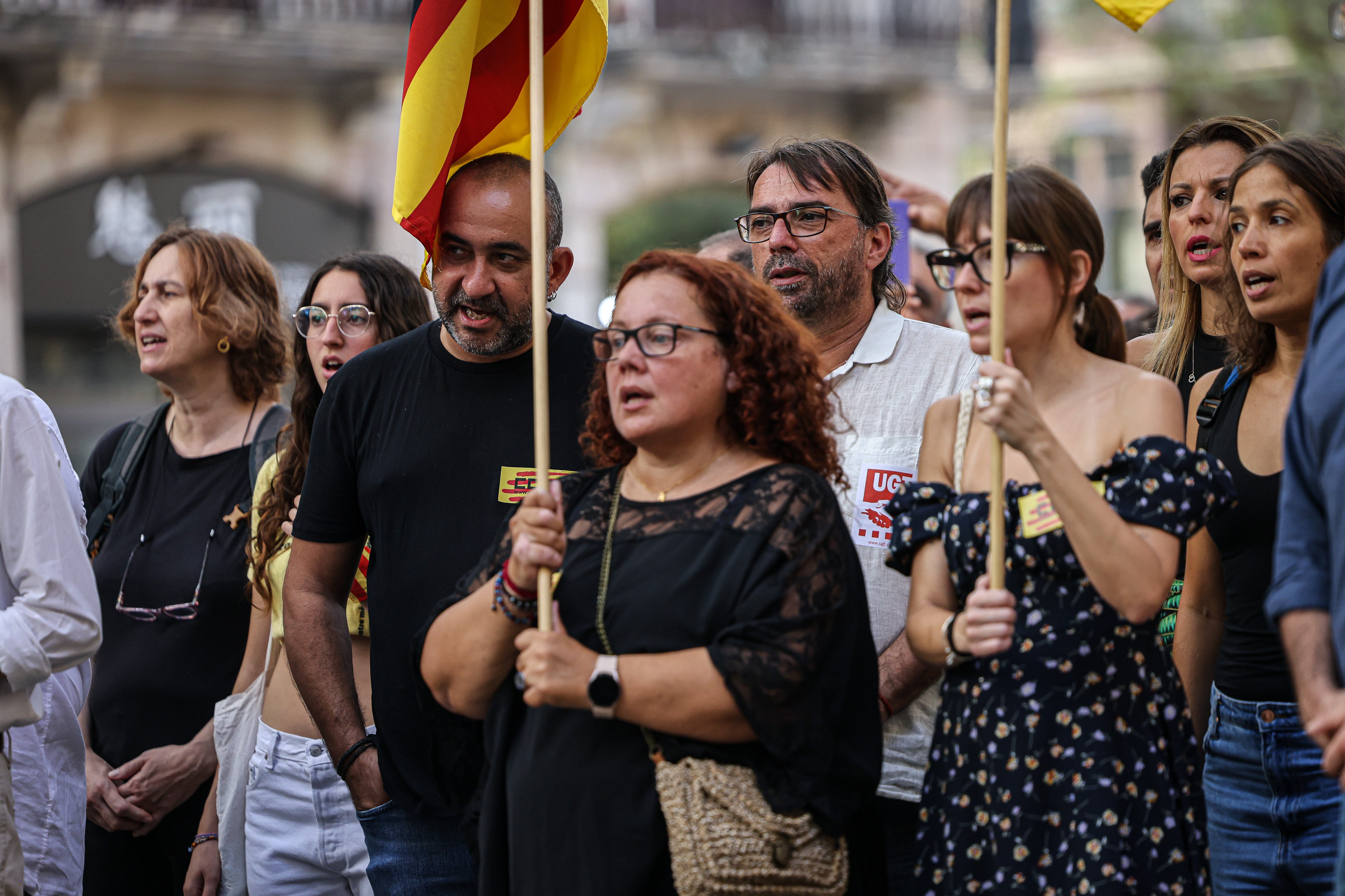 Delegació CCOO i UGT en l'ofrena floral / Jordi Borràs / ACN