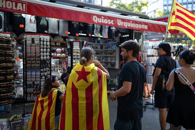 Diada nacional catalunya urquinaona estelada ambient manifestació CUP / Foto: Pau de la Calle