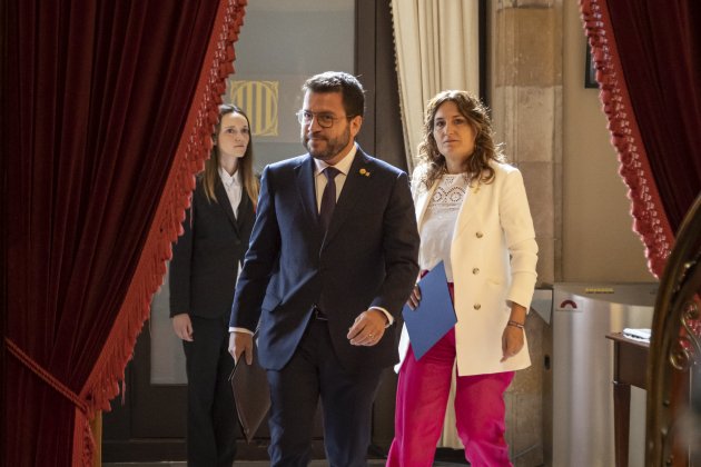 pere aragonés y Laura vilagrà debate política general Montse Giralt (2) pere aragonés y Laura vilagrà debate política general Montse Giralt (2)