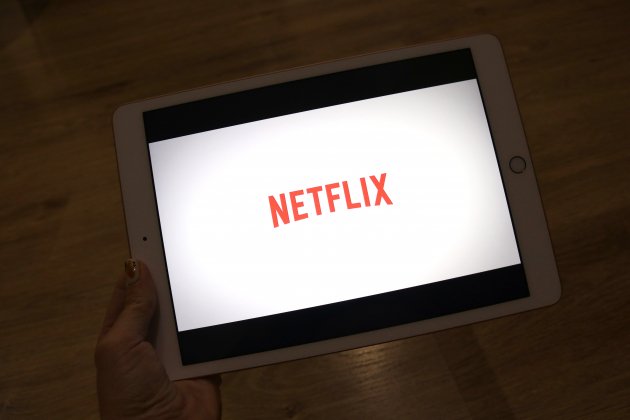 netflix logo app plataforma tablet