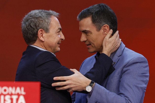 Pedro Sánchez y Rodríguez Zapatero Internacional Socialista Efe
