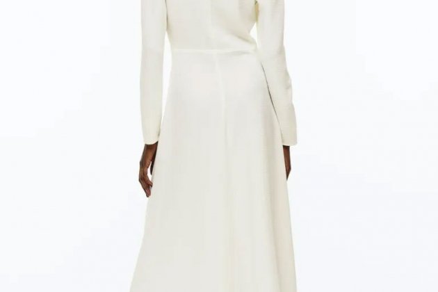 Vestido de crepé con manga puffy Vestido de crepé con manga puffy