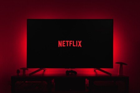 Netflix et vol cobrar tres euros si comparteixes les teves contrasenyes