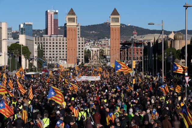 Manifestación contra la cumbre hispanofrancesa en Montjuic (5), foto: Caros Baglietto