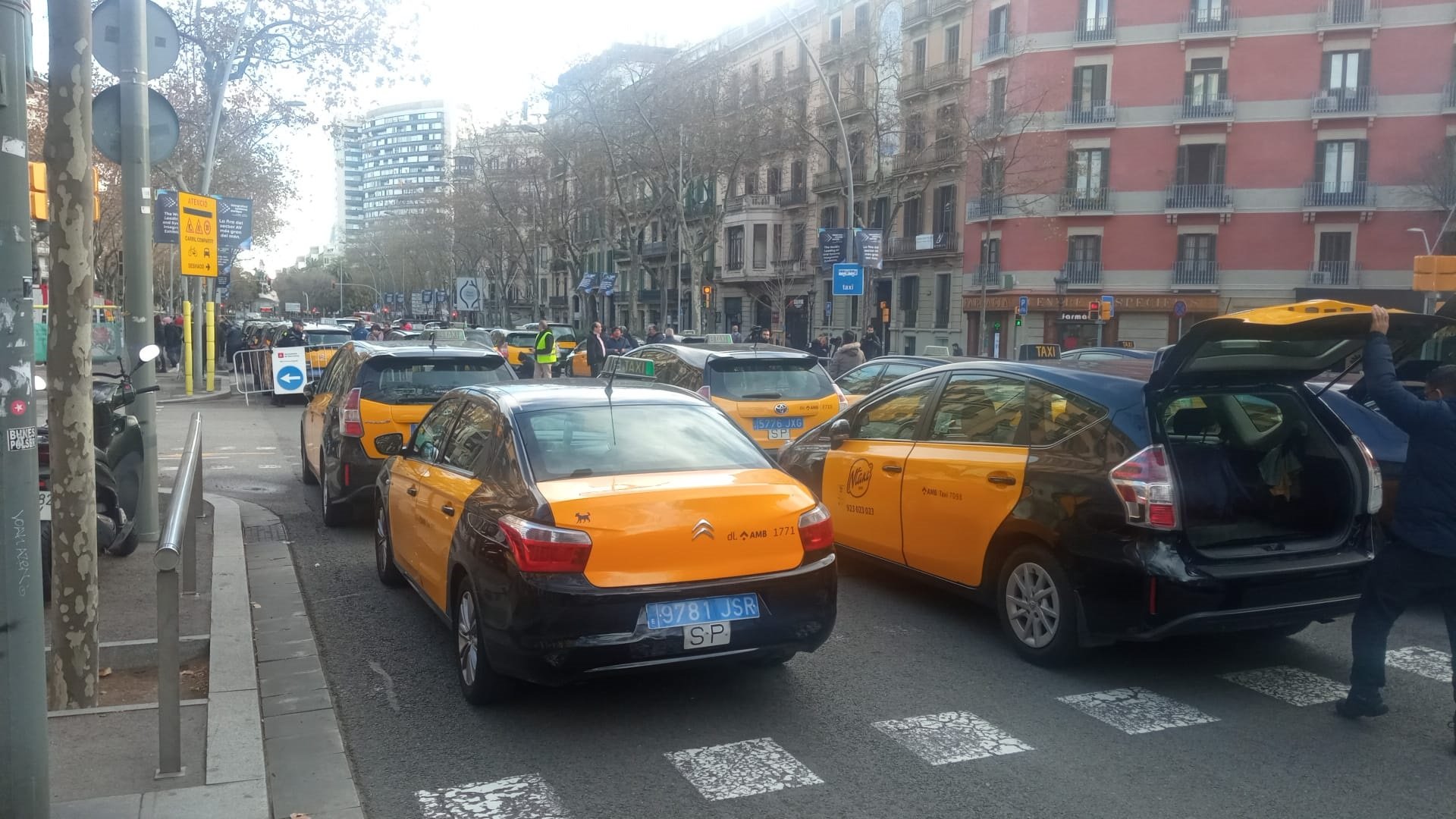 taxis entre Girona i Bruc / Jordi Palmer