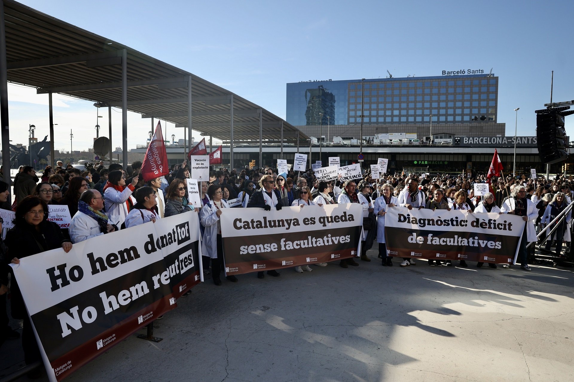 vaga metges a l'estació sants / Montse Giralt