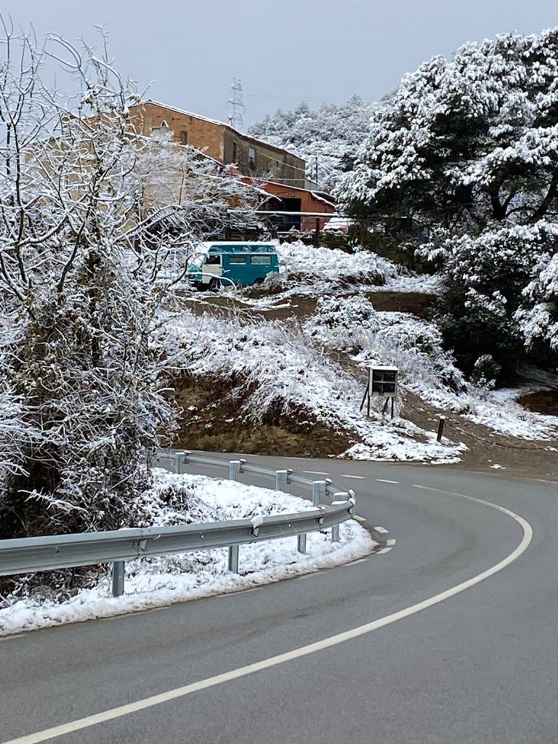 Collserola nevada / Conxita Masó