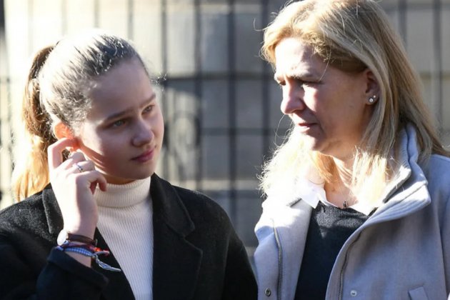 Irene Urdangarin y la infanta Cristina   Europa PRESS