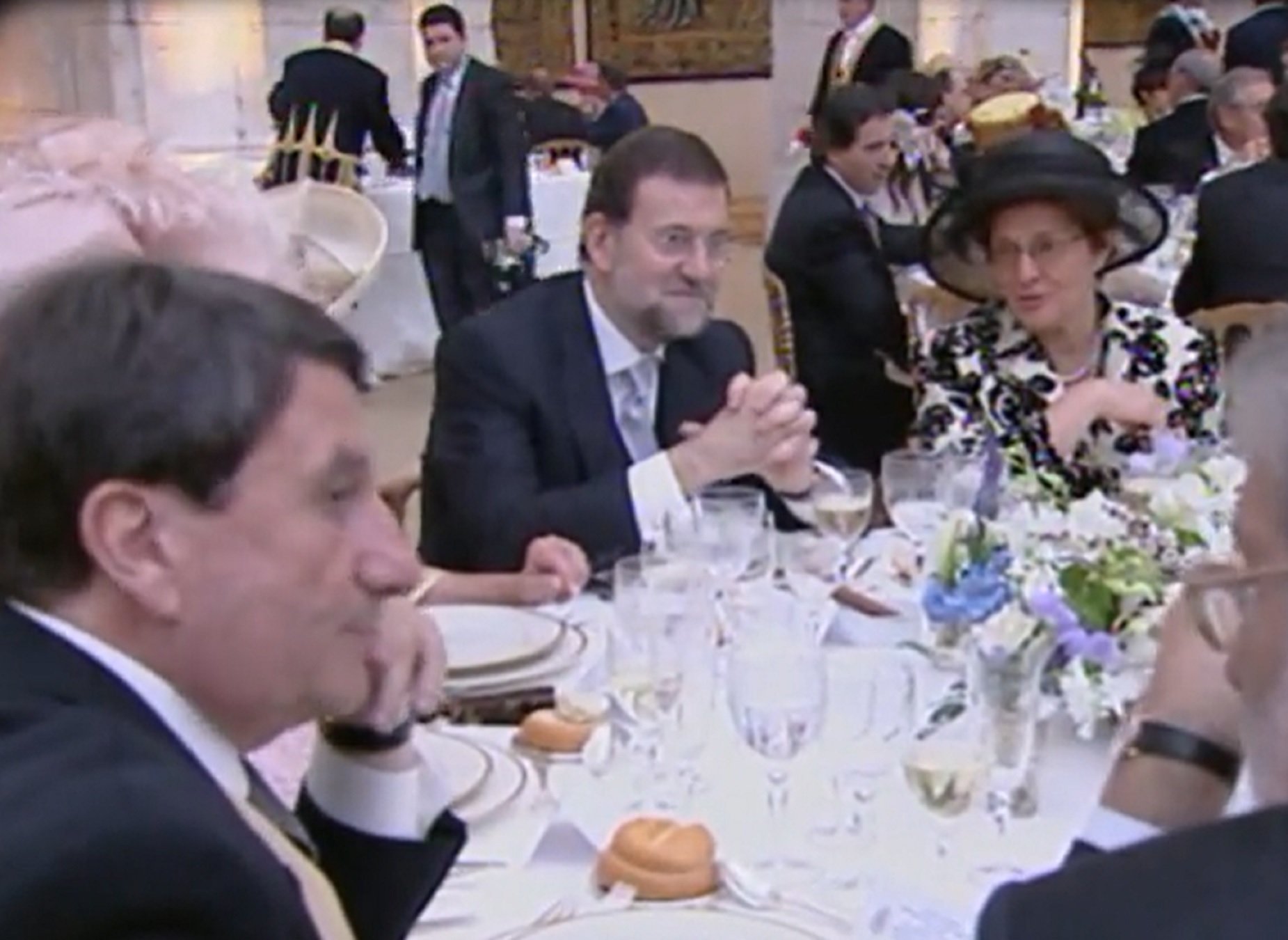 Rajoy en la boda de Felipe y Letizia   L6