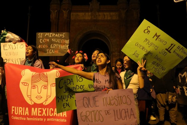 dia de la dona 8m arc triomf diversitat / Foto: Eva Parey