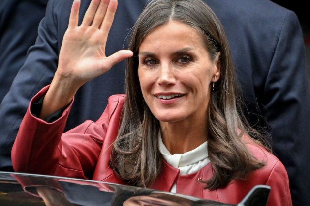 Letizia salutació EFE