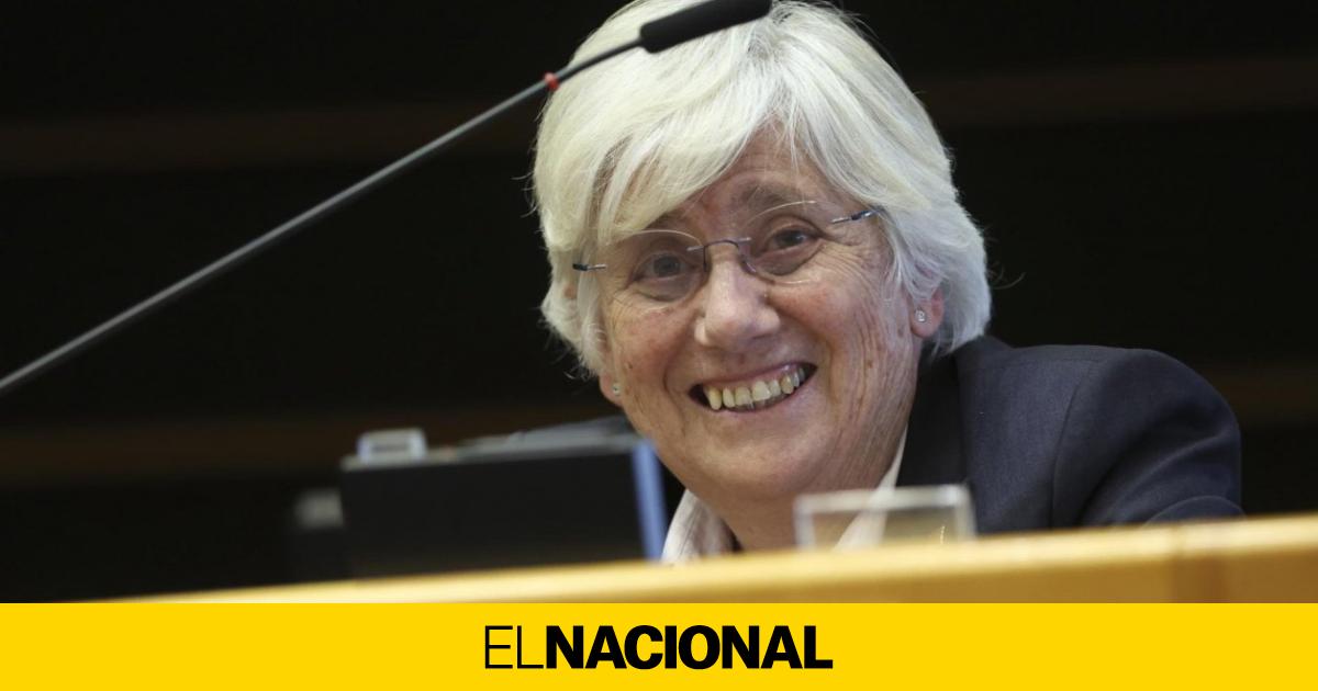 Clara Ponsat Se Reconcilia Con Meritxell Serret La Apoya Con La