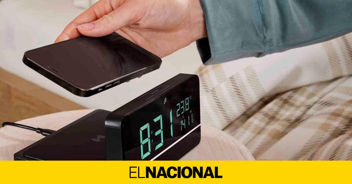 El nuevo gadget de Lidl es un despertador con proyector para que nunca te  quedes dormido