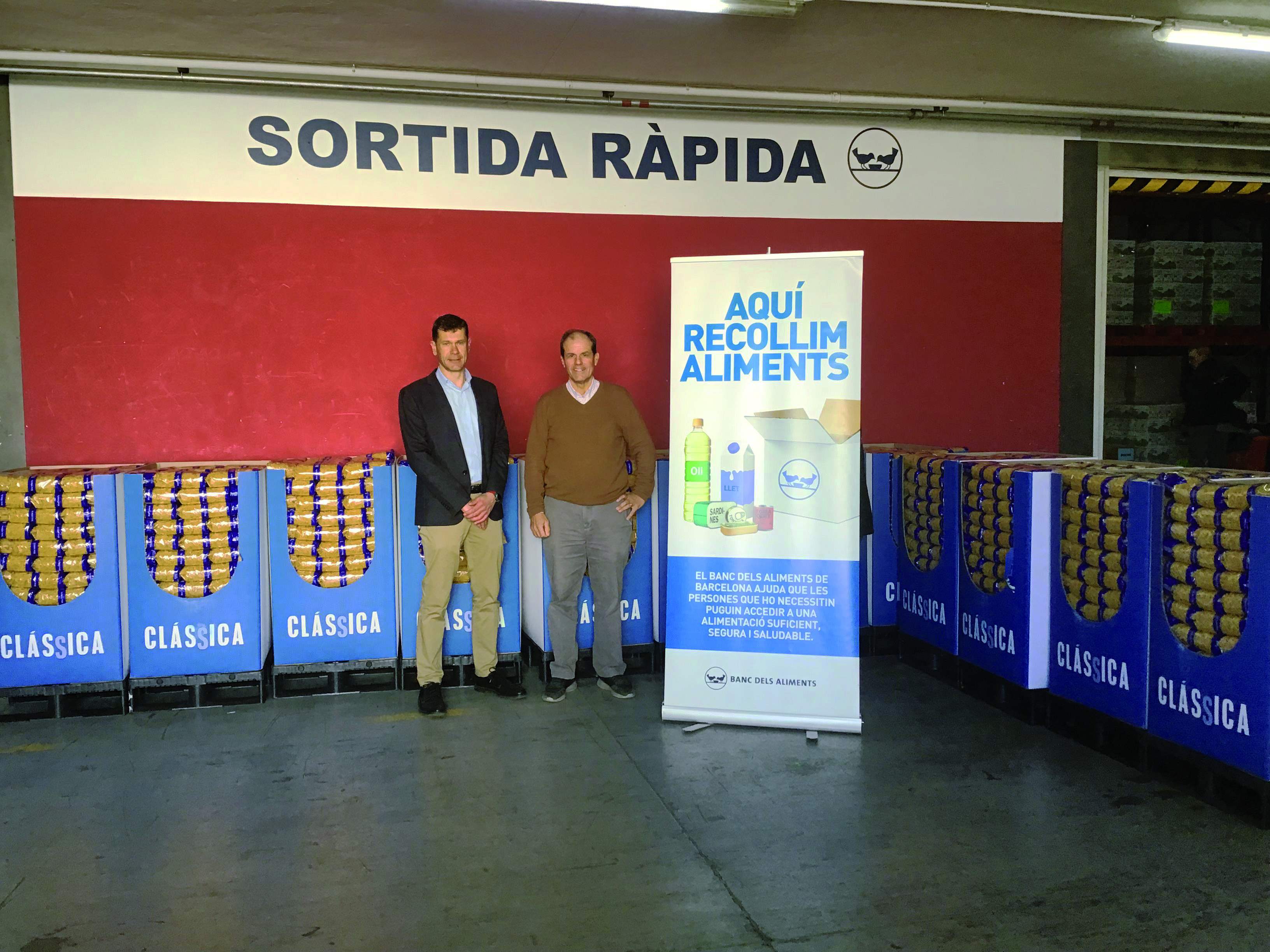 Mercadona entrega más de 4.800 tarjetas de compra al Banc dels Aliments de Barcelona