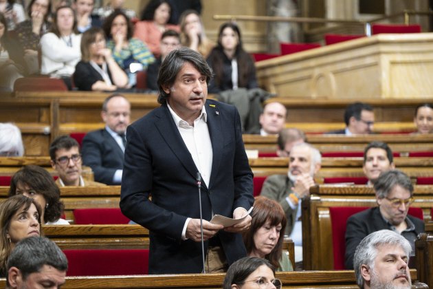 Francesc de Dalmases en una sesión de control en el Gobierno / Foto: Carlos Baglietto