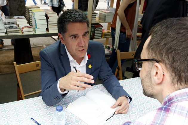 santo jordi firmas autores marti gironell acn