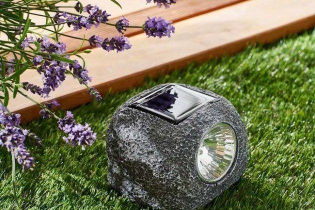 Piedra solar LED INSPIRE Ouvea