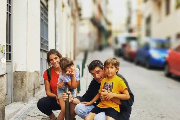 Espartac Peran con la mujer y los hijos Instagram