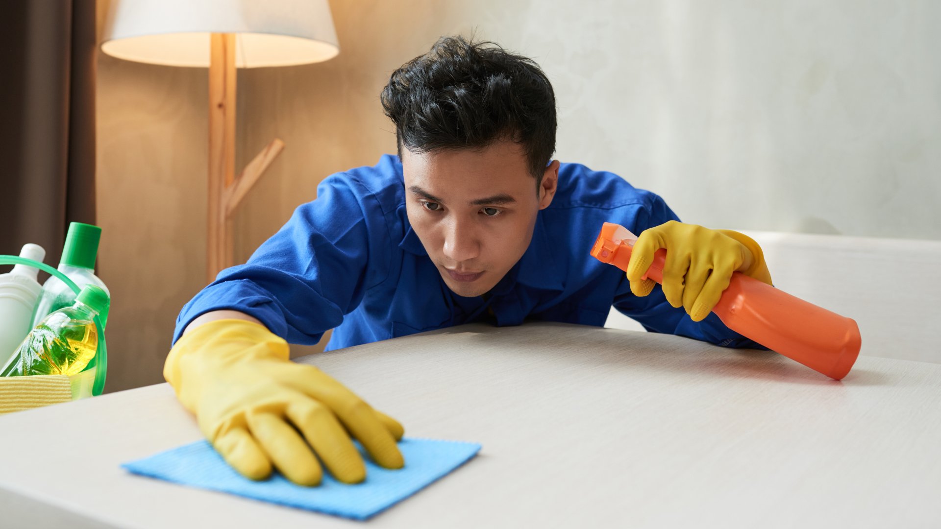 Cómo limpiar la casa de manera sana y ecológica