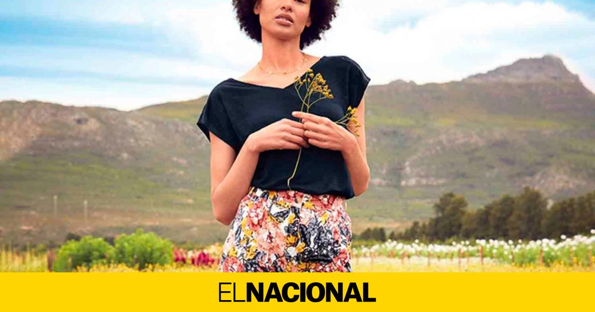 El pantalón repleto de flores que se ha convertido en un éxito en Lidl