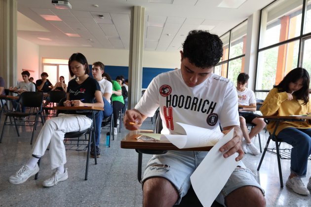 UAB educación Cerdanyola selectividad sele PAZ examenes / Foto: Miquel Muñoz