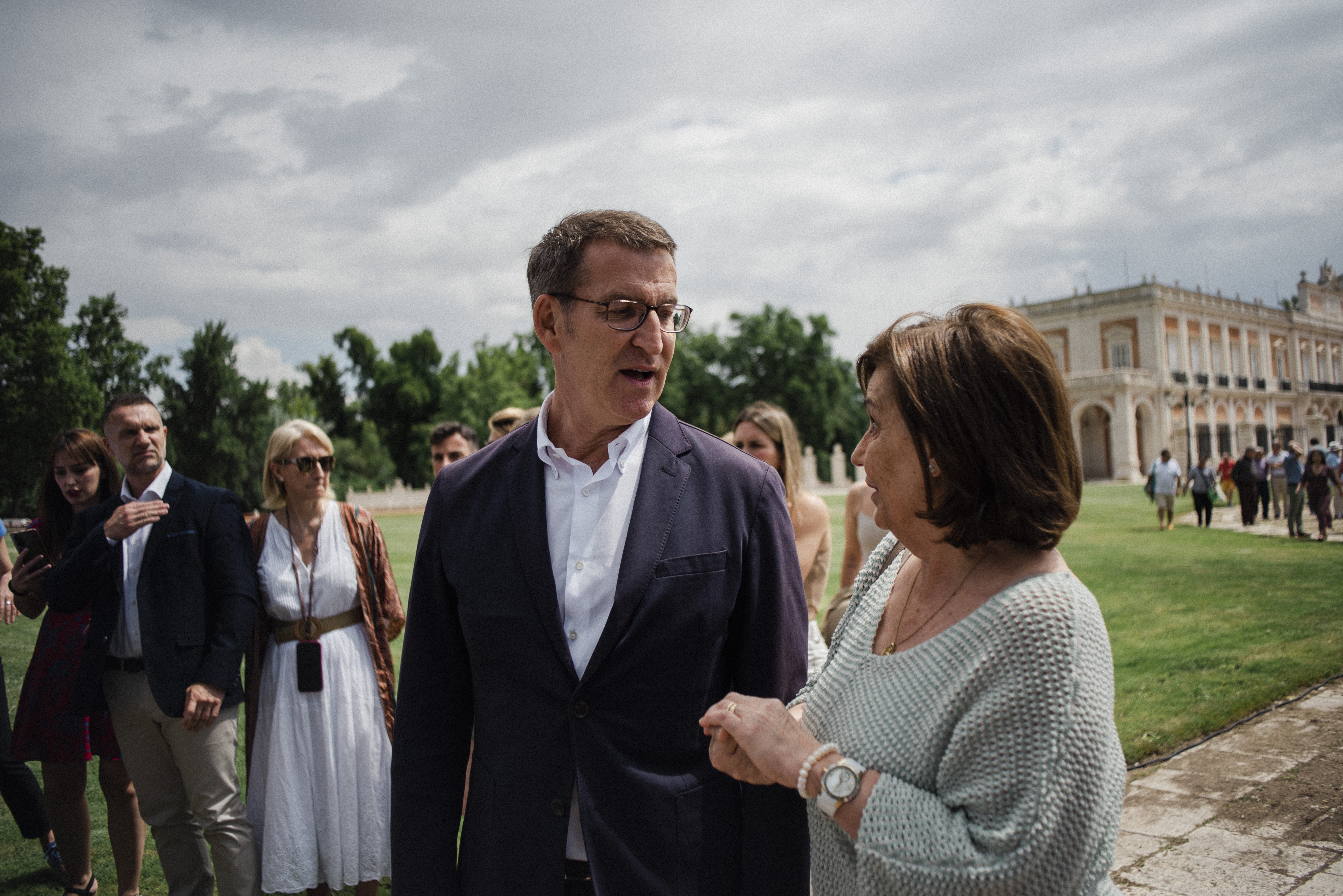 Feijóo niega el apoyo del PP a Trias y pide a Collboni que aparte a Colau: "Sería un paso importante"