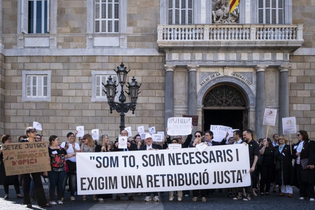 Manifestación abogados de oficio plaza Sant Jaume01