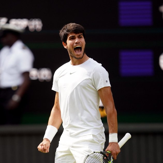 Carlos Alcaraz celebrando en Wimbledon / Foto: Europa Press