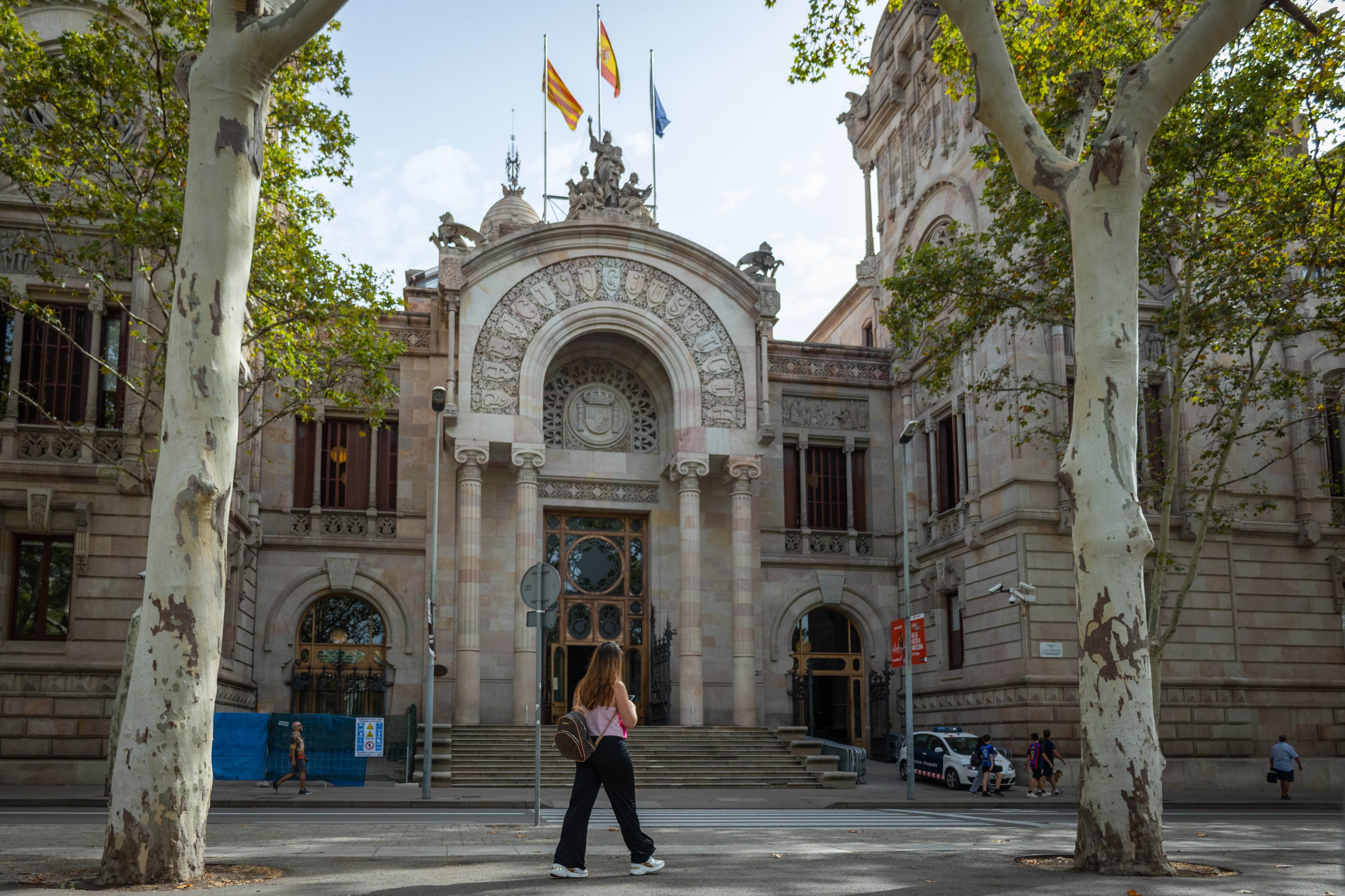 El TSJC se declara no competente para resolver la eutanasia de una chica y la devuelve al juzgado de Barcelona