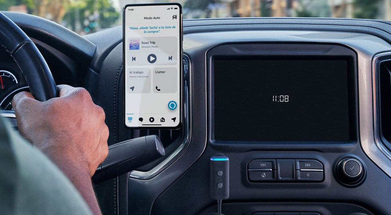 Echo Auto, el dispositivo para que Alexa te acompañe cuando