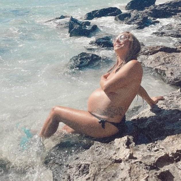 Beth embarazada Formentera Instagram