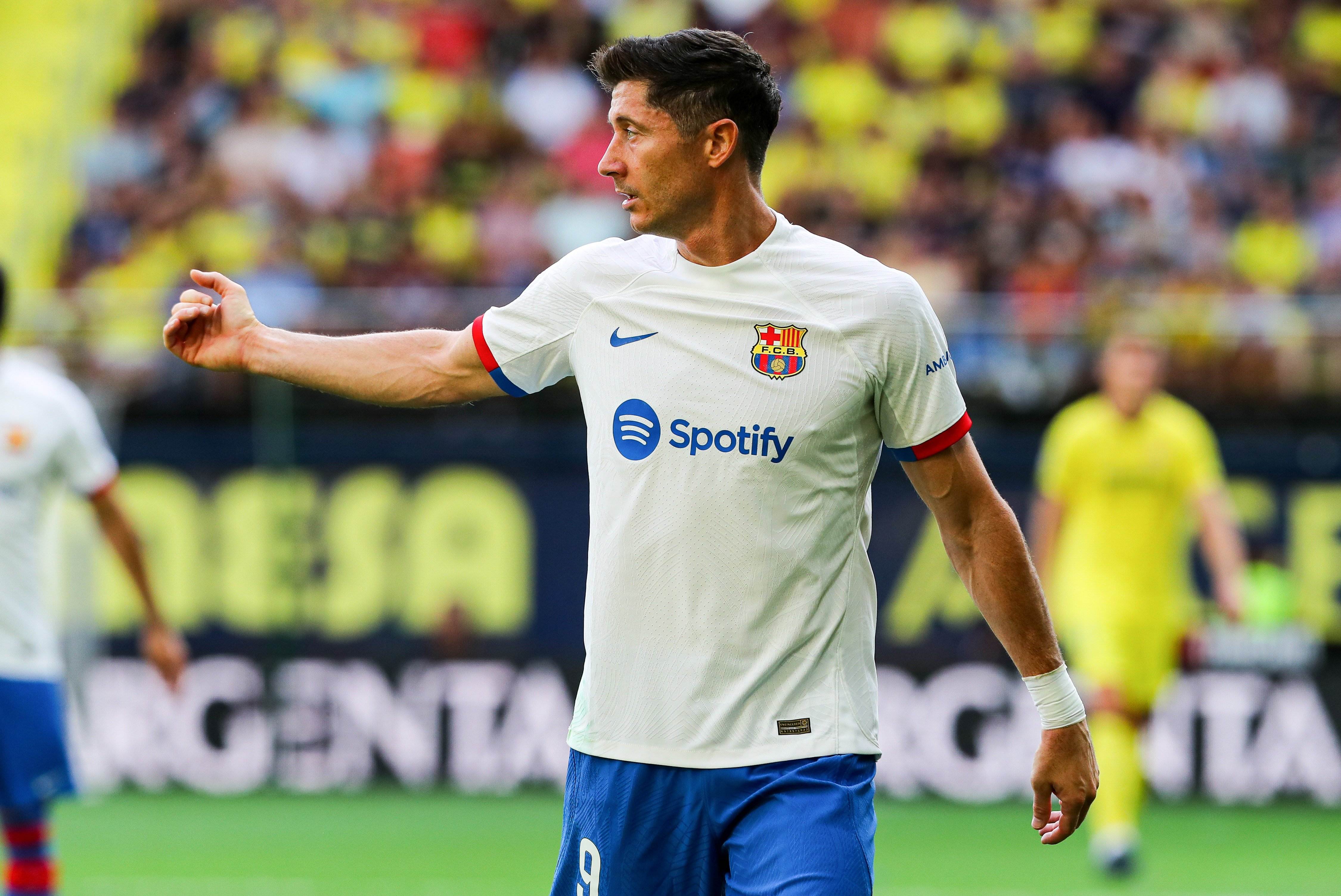 Lewandowski traeix Xavi Hernández, però no és l'únic del Barça