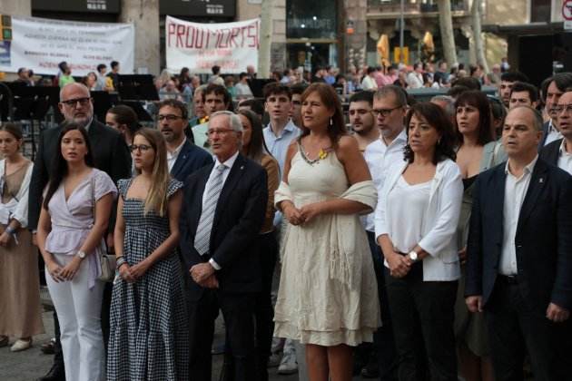 Rafael Casanova Ofrena Floral festividad nacional catalunya 2023 juntos anna yerra estopón trias turull / Foto: Carlos Baglietto