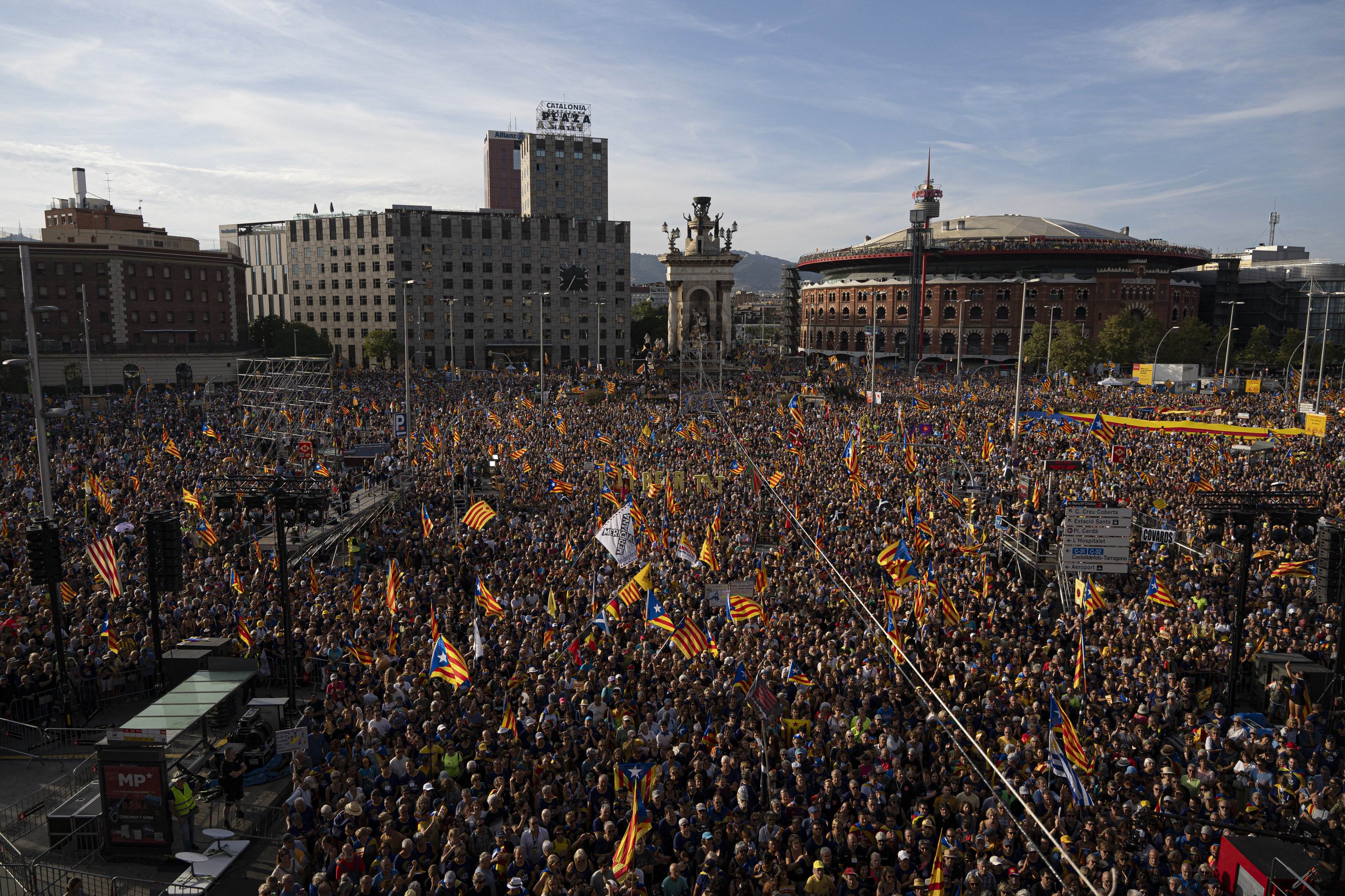 Las 10 razones por las que asistir a la manifestación de la Diada, según las entidades independentistas