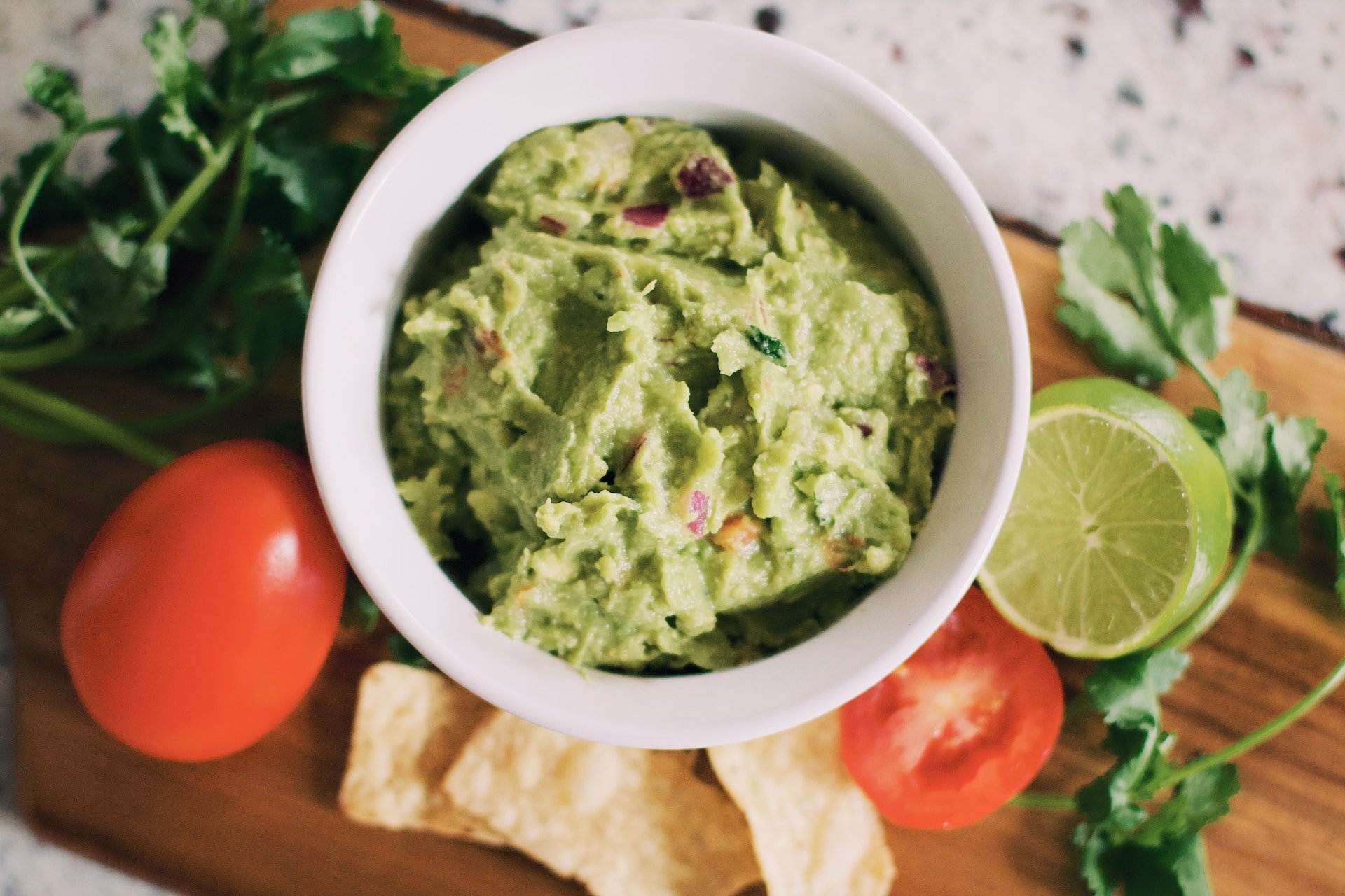 Guacamole: de las raíces tradicionales a las mesas modernas