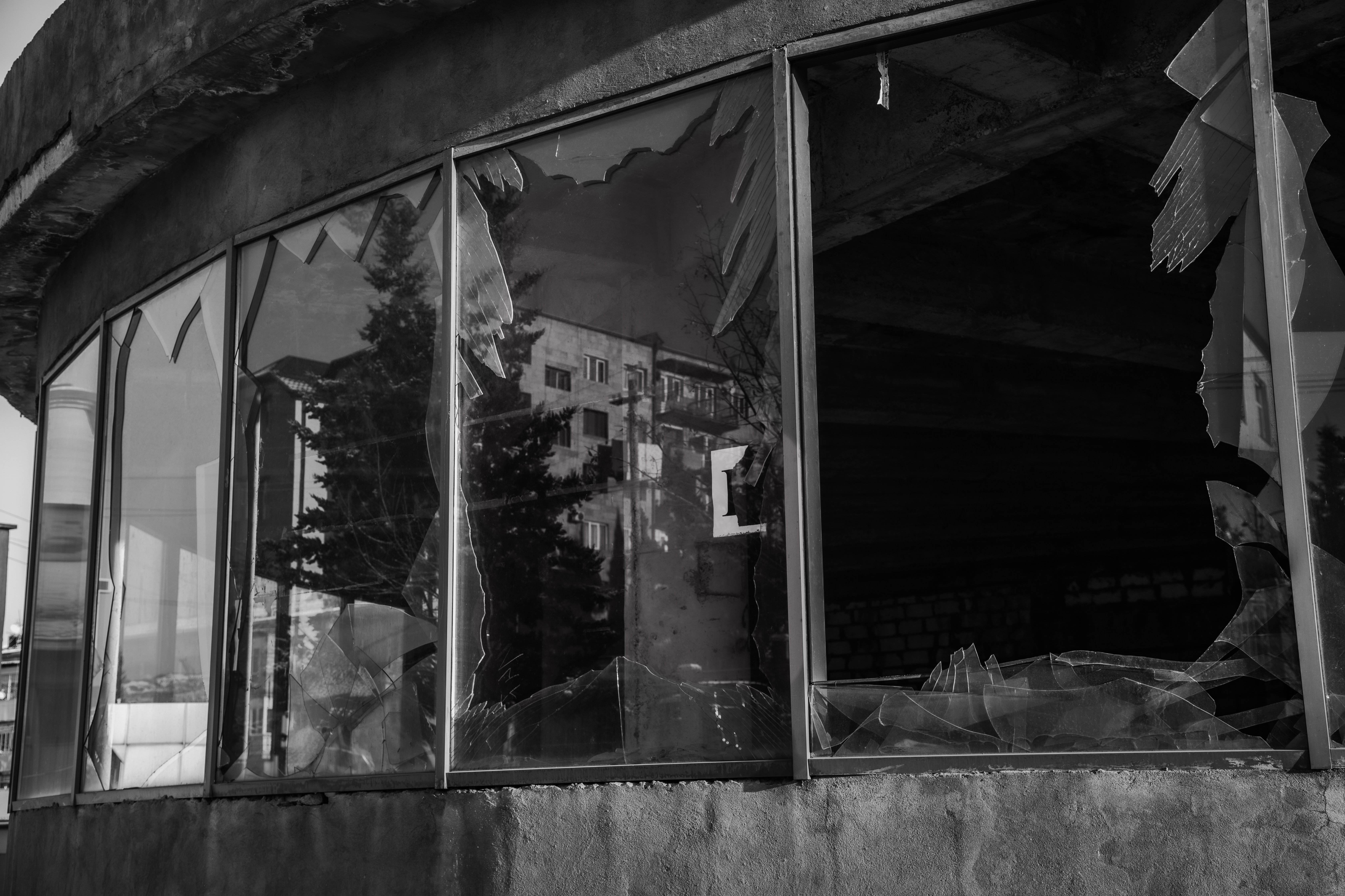 Noche de infierno en el Alto Karabaj: explosiones, muertos y carrerillas hacia los refugios