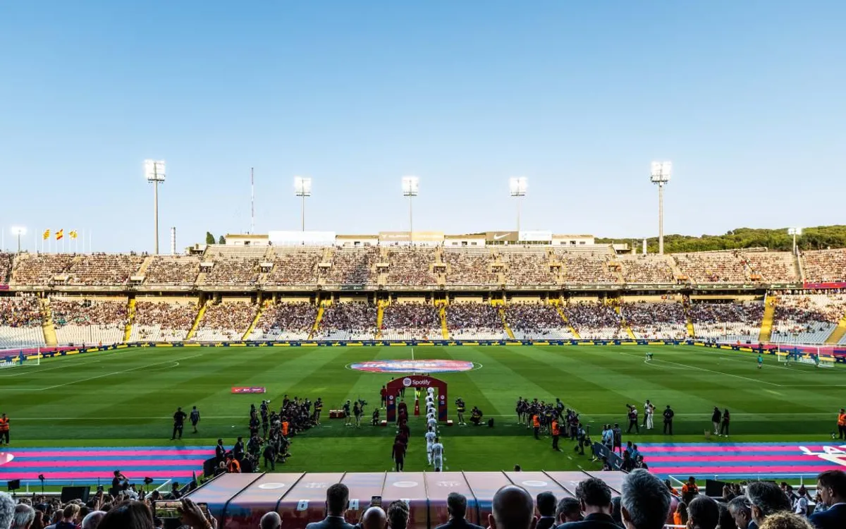 El número de abonados del Barça en Montjuïc deja mucho que desear