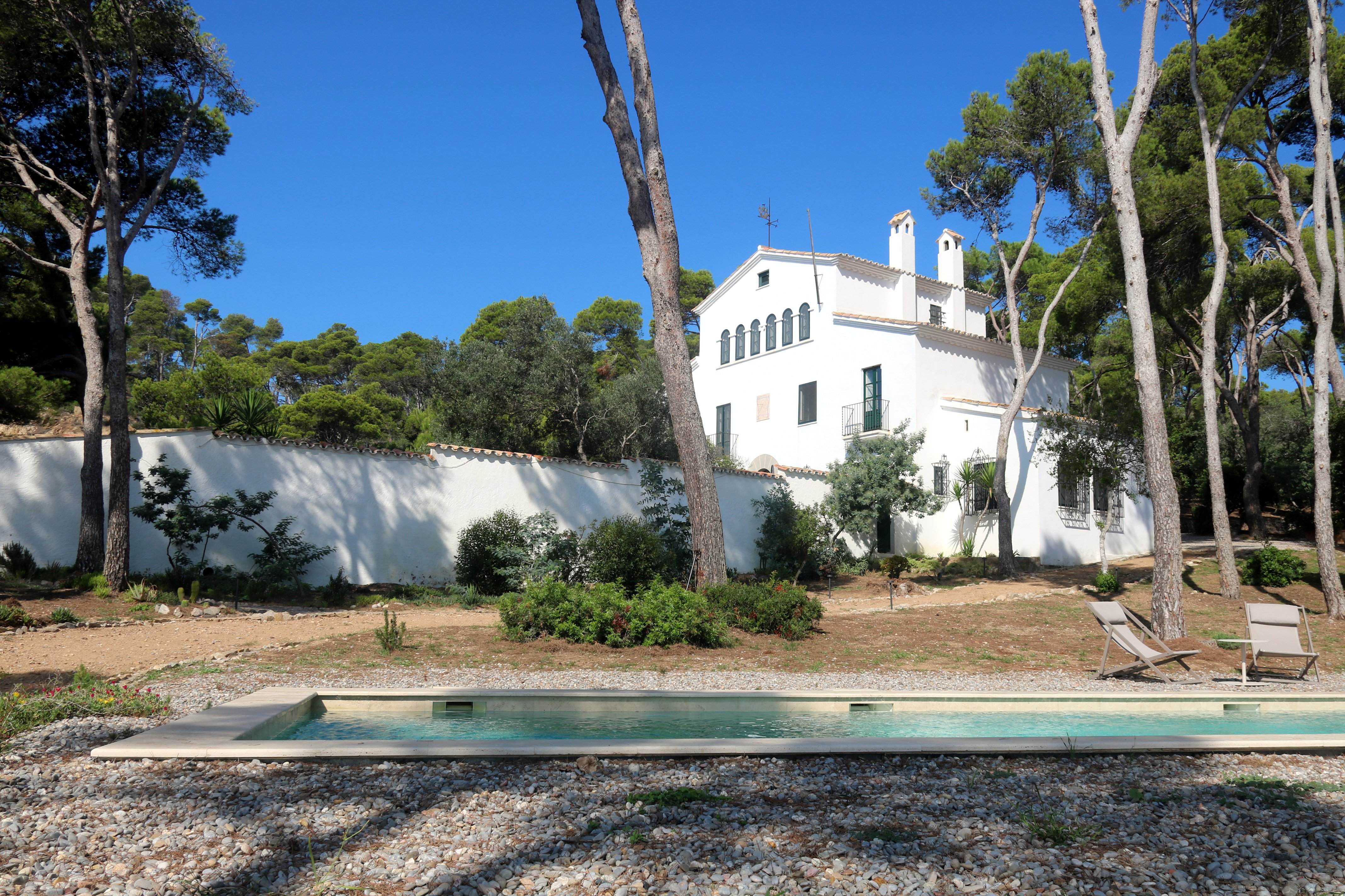 Finestres inaugura una residencia literaria en la casa donde Truman Capote escribió 'A sangre fría'